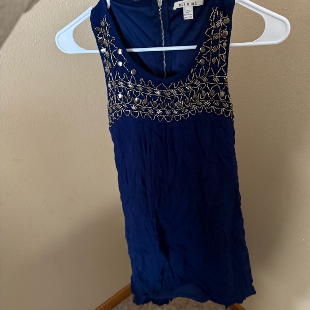 Dress - Picture 2 of 4